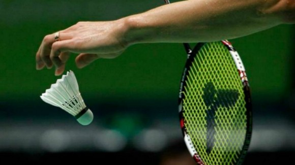 Badminton-Flick-Serve-ov